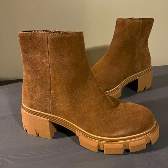 Steve Madden Halt Platform Sued Boots NEW - Picture 2 of 8